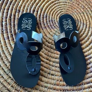 Sianoviaroma size 41 black leather made in Italy slippers